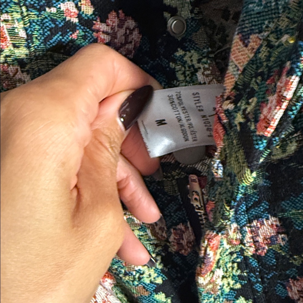 Shop Akira Coolest in the room Tapestry Jumpsuit - Picture 12 of 12